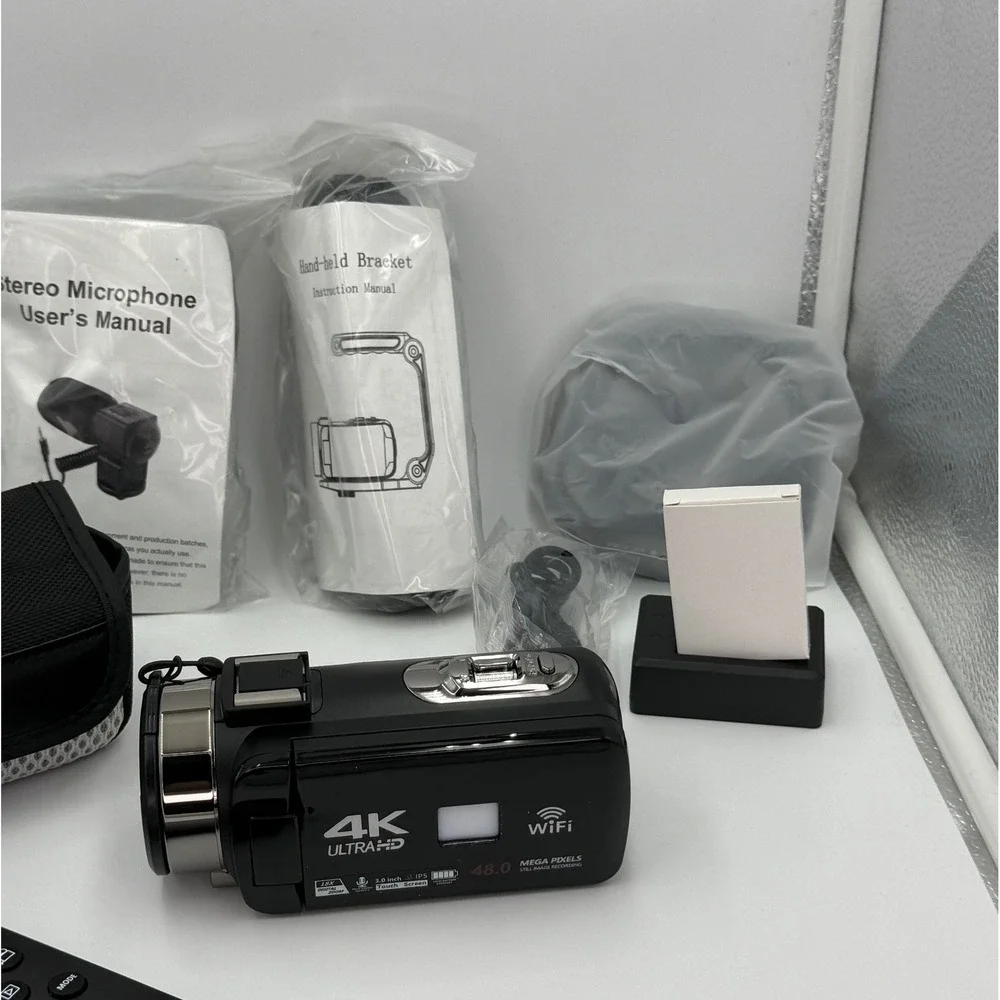 4K Ultra HD Camcorder Digital Zoom WiFi Touch Screen + Remote Mic Case Bundle